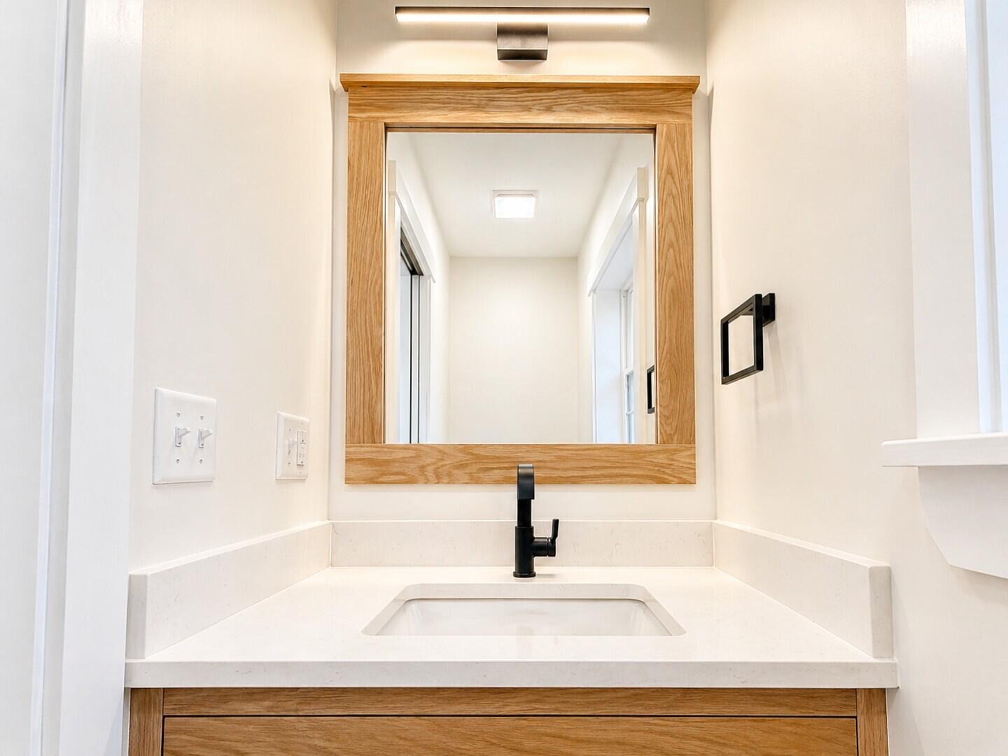 15 Sylvan Road Orono ME 04473