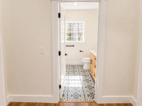 15 Sylvan Road Orono ME 04473