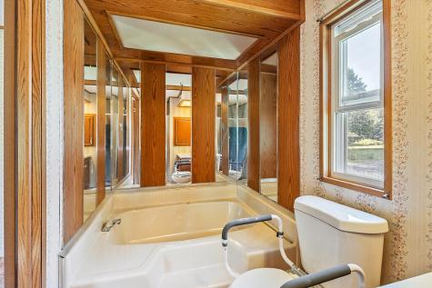 41 Milkweed Lane Sidney ME 04330