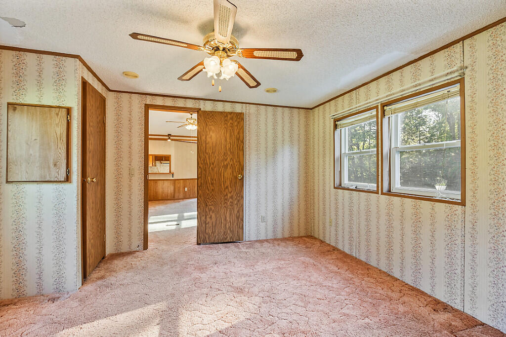 41 Milkweed Lane Sidney ME 04330