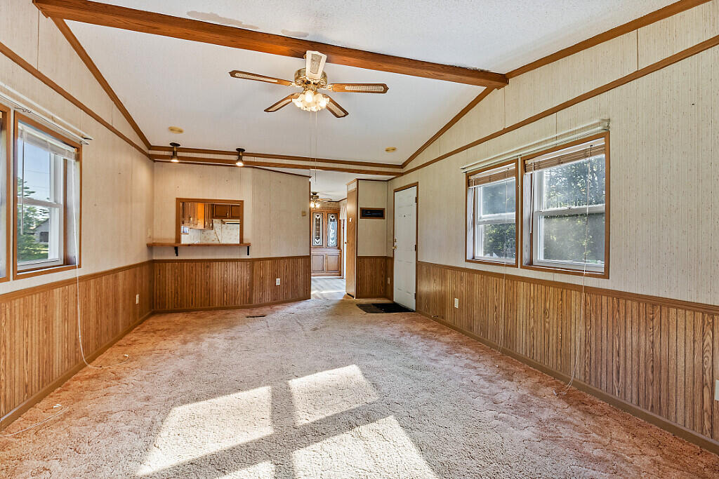 41 Milkweed Lane Sidney ME 04330