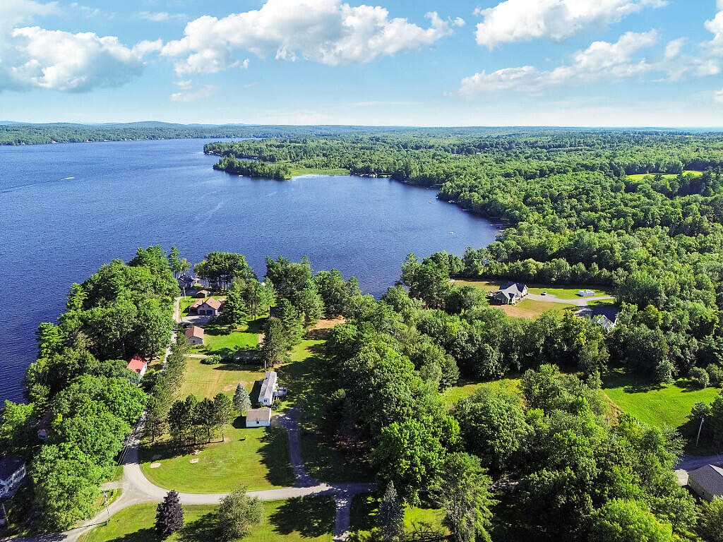 41 Milkweed Lane Sidney ME 04330