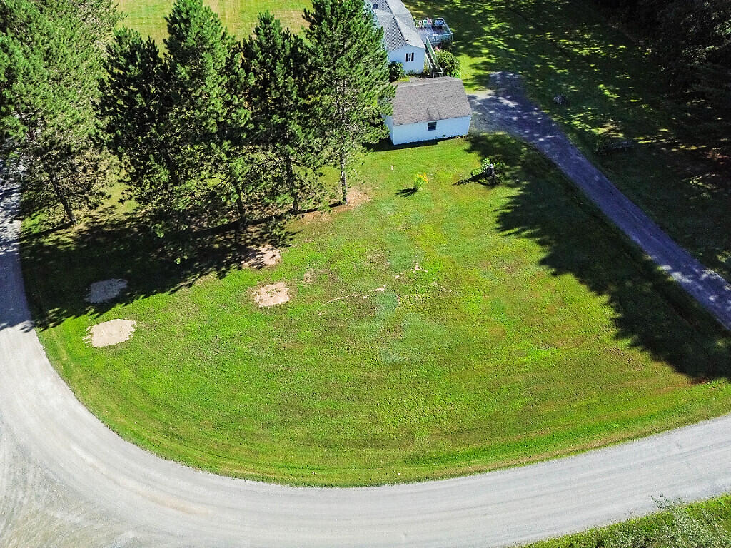 41 Milkweed Lane Sidney ME 04330