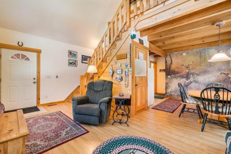 4 Rhode Island Way Dallas Plt ME 04970