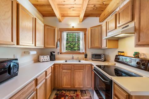 4 Rhode Island Way Dallas Plt ME 04970