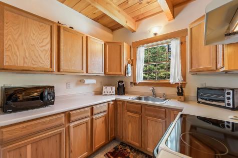 4 Rhode Island Way Dallas Plt ME 04970