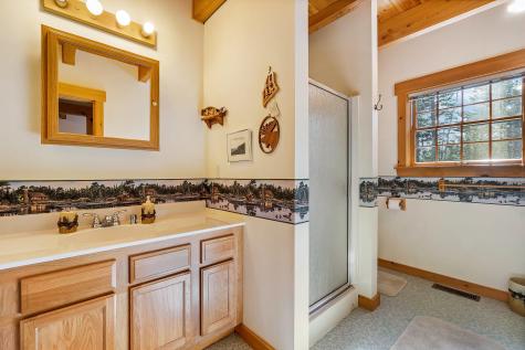 4 Rhode Island Way Dallas Plt ME 04970