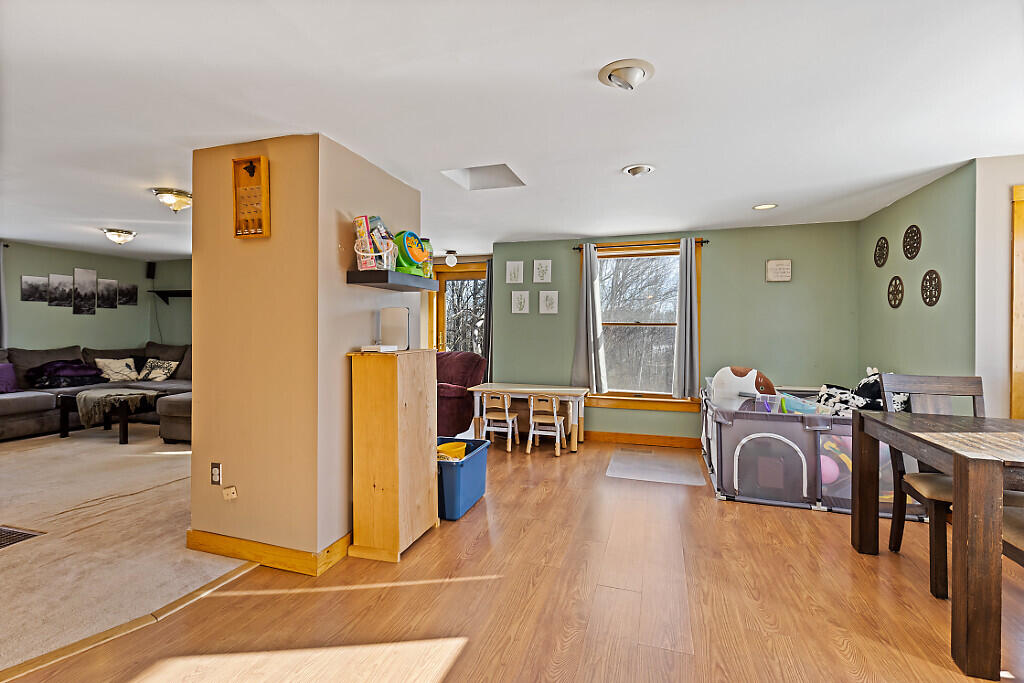 137 Middle Road Fairfield ME 04937