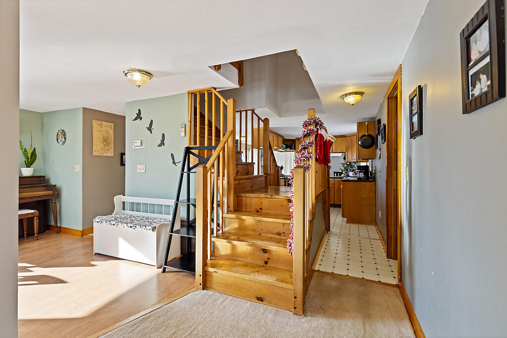 137 Middle Road Fairfield ME 04937