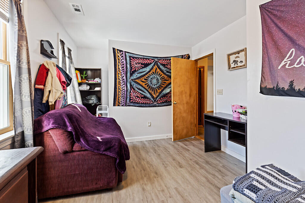 137 Middle Road Fairfield ME 04937