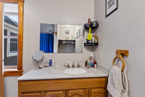 137 Middle Road Fairfield ME 04937