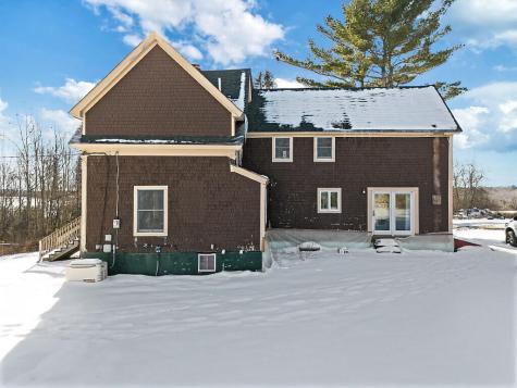 137 Middle Road Fairfield ME 04937