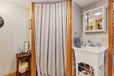 137 Middle Road Fairfield ME 04937