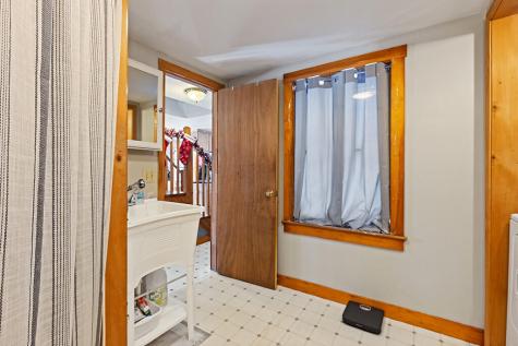 137 Middle Road Fairfield ME 04937