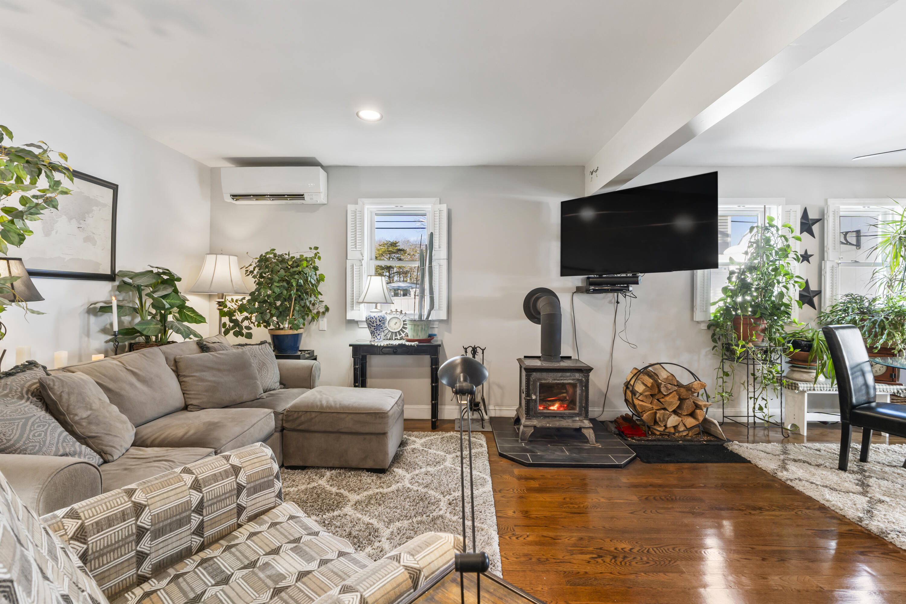 6 Seabreeze Avenue Old Orchard Beach ME 04064