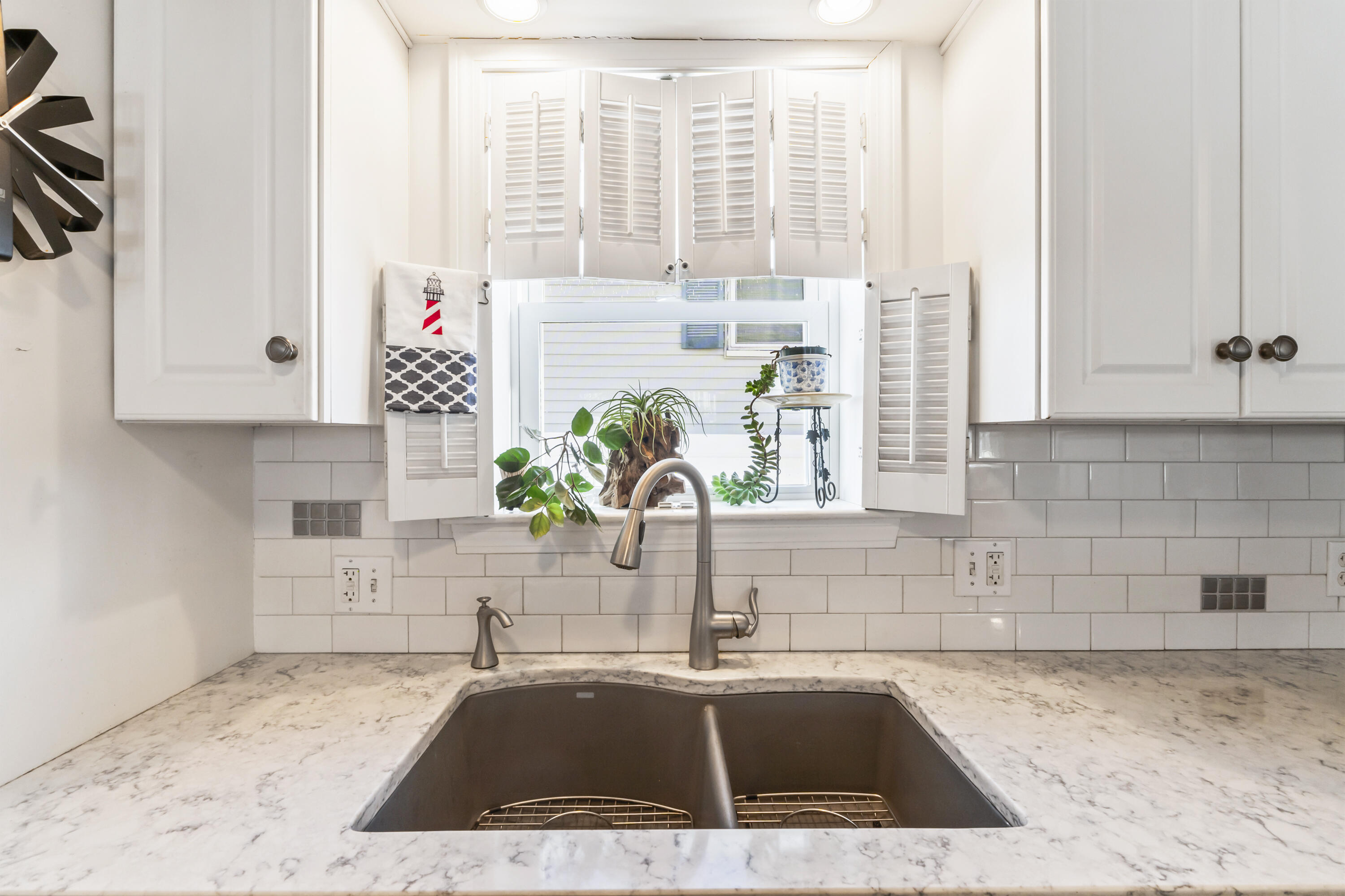 6 Seabreeze Avenue Old Orchard Beach ME 04064