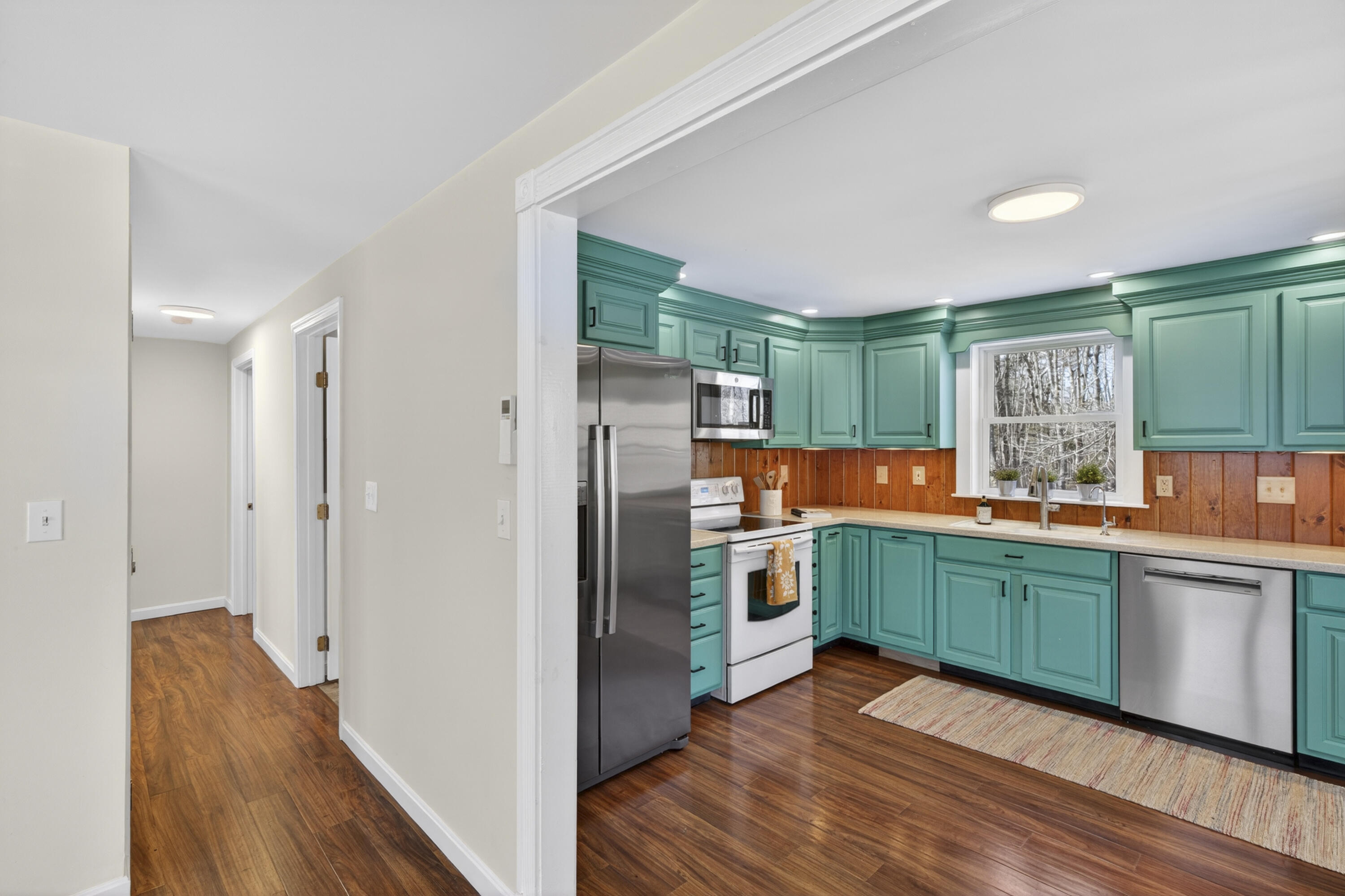 29 Oak Run Owls Head ME 04854