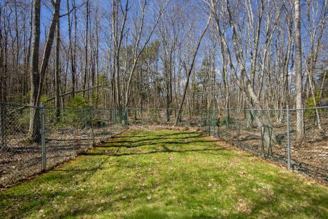 29 Oak Run Owls Head ME 04854