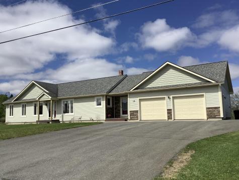 19 Harrison Avenue Fort Fairfield ME 04742