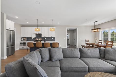 78 Owl's Nest Road Portland ME 04102