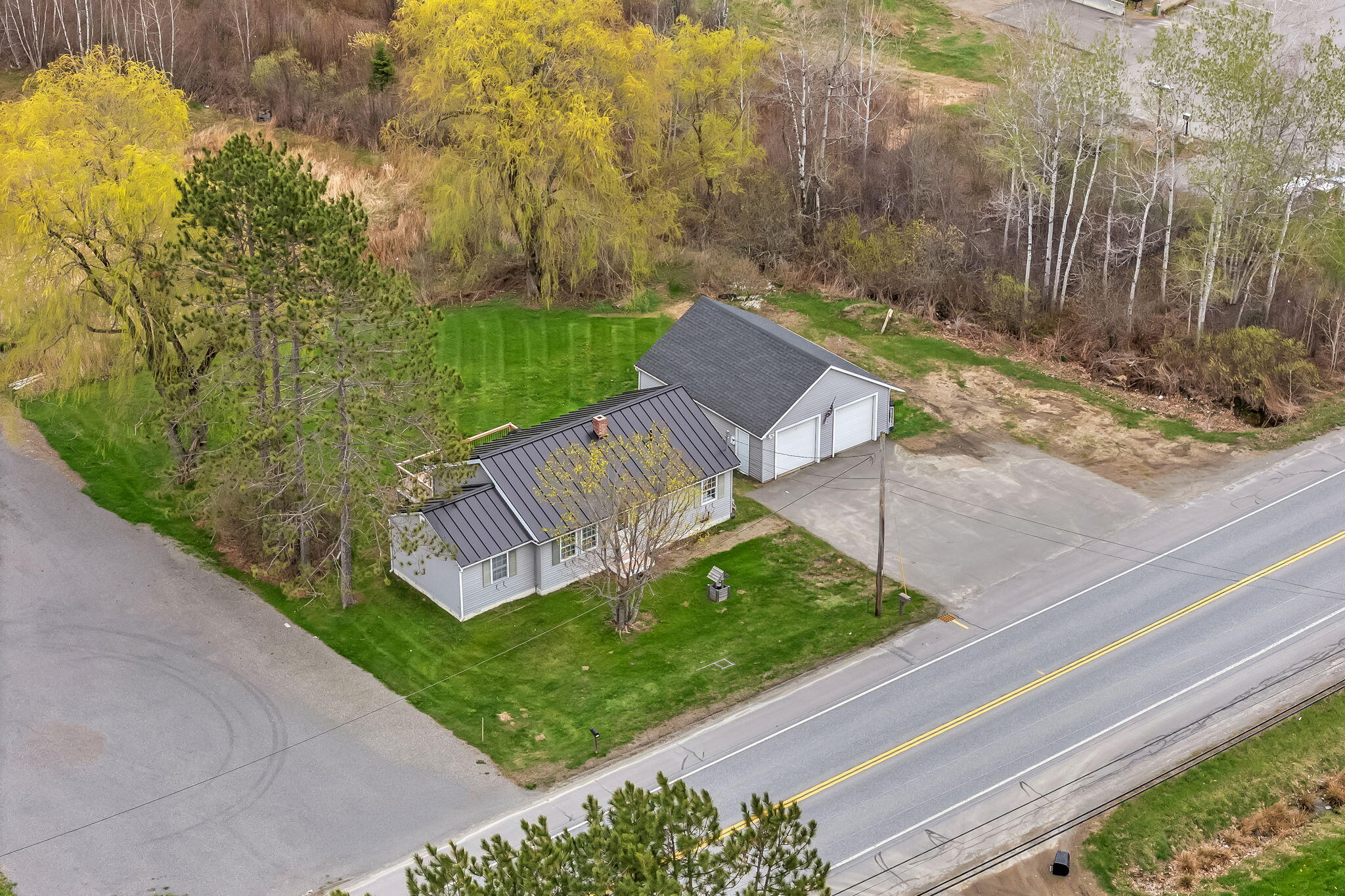 3237 Broadway Glenburn ME 04401