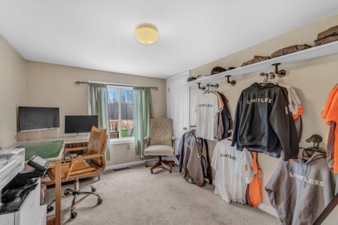 3237 Broadway Glenburn ME 04401