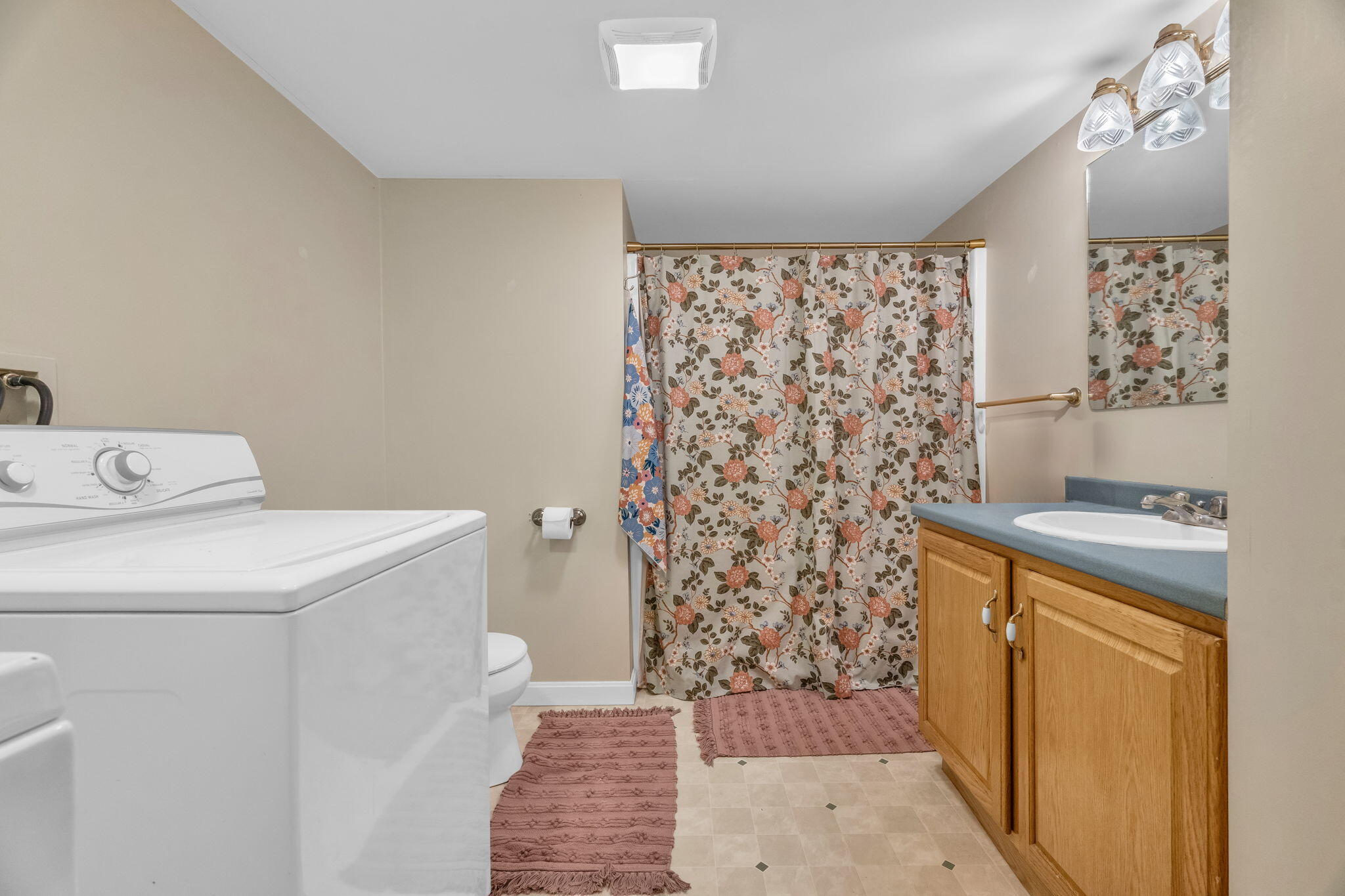 3237 Broadway Glenburn ME 04401