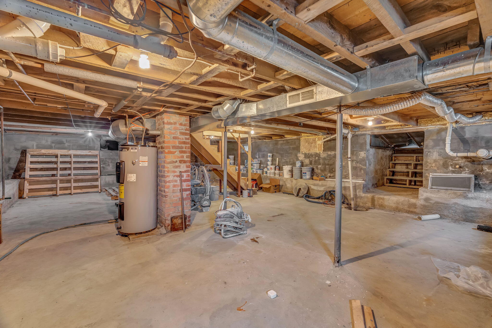 3237 Broadway Glenburn ME 04401