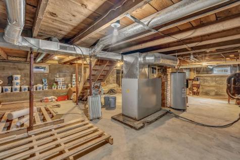 3237 Broadway Glenburn ME 04401