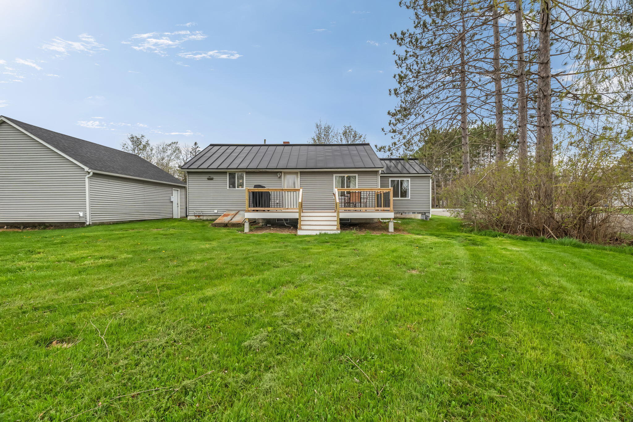 3237 Broadway Glenburn ME 04401