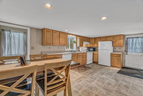3237 Broadway Glenburn ME 04401