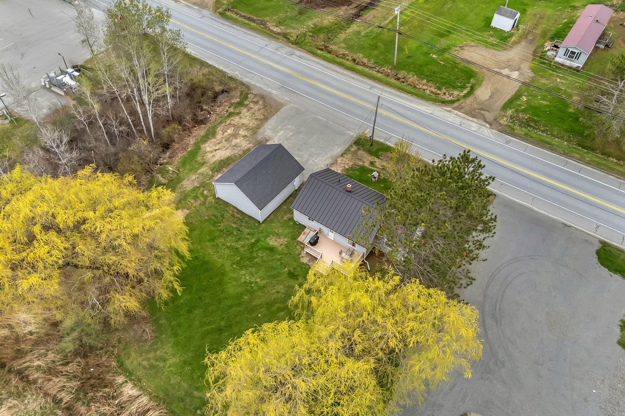 3237 Broadway Glenburn ME 04401
