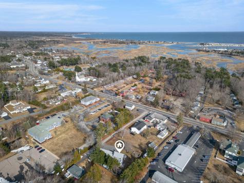 28 Coggeshall Lane Wells ME 04090