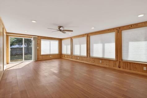 28 Coggeshall Lane Wells ME 04090