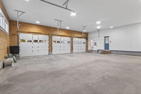 28 Coggeshall Lane Wells ME 04090