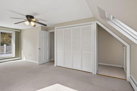 28 Coggeshall Lane Wells ME 04090