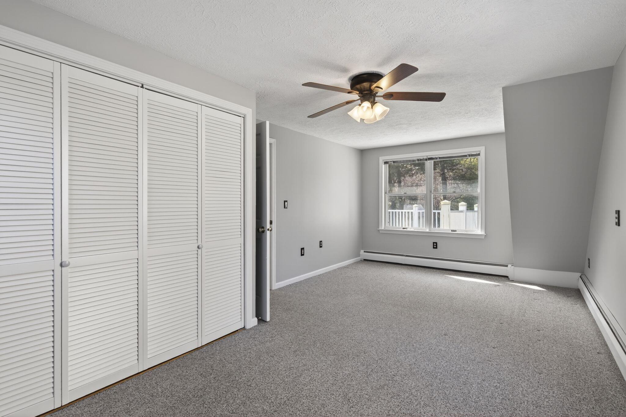 28 Coggeshall Lane Wells ME 04090