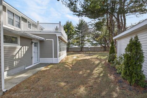 28 Coggeshall Lane Wells ME 04090