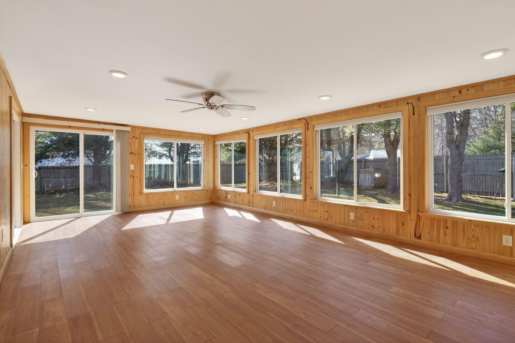 28 Coggeshall Lane Wells ME 04090