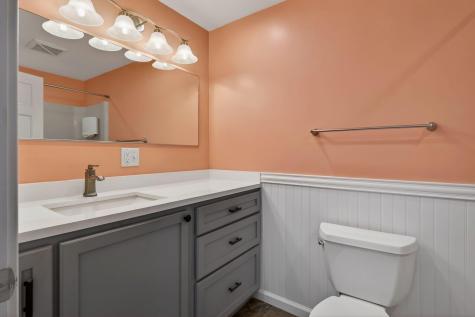 28 Coggeshall Lane Wells ME 04090