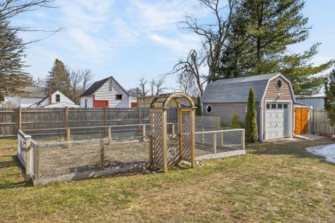 28 Coggeshall Lane Wells ME 04090