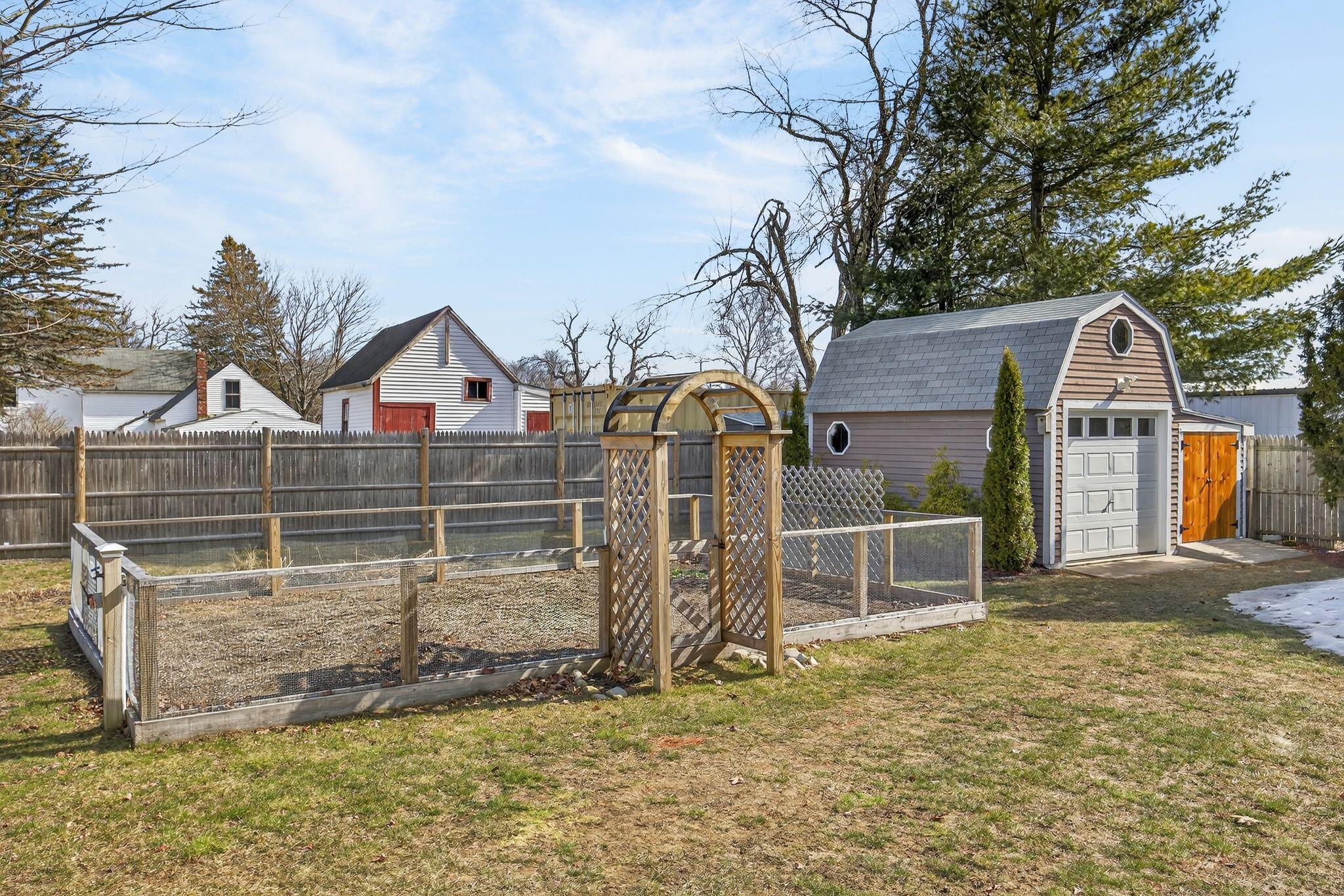 28 Coggeshall Lane Wells ME 04090