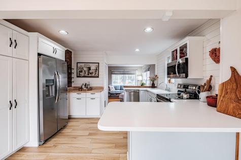 8 Meadow Way Cape Elizabeth ME 04107