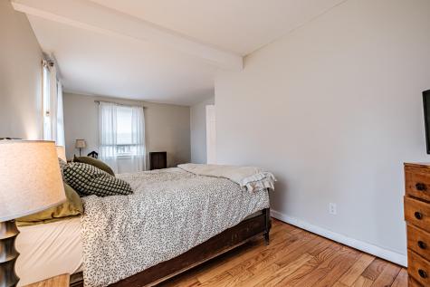 8 Meadow Way Cape Elizabeth ME 04107