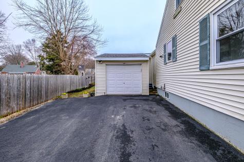 8 Meadow Way Cape Elizabeth ME 04107