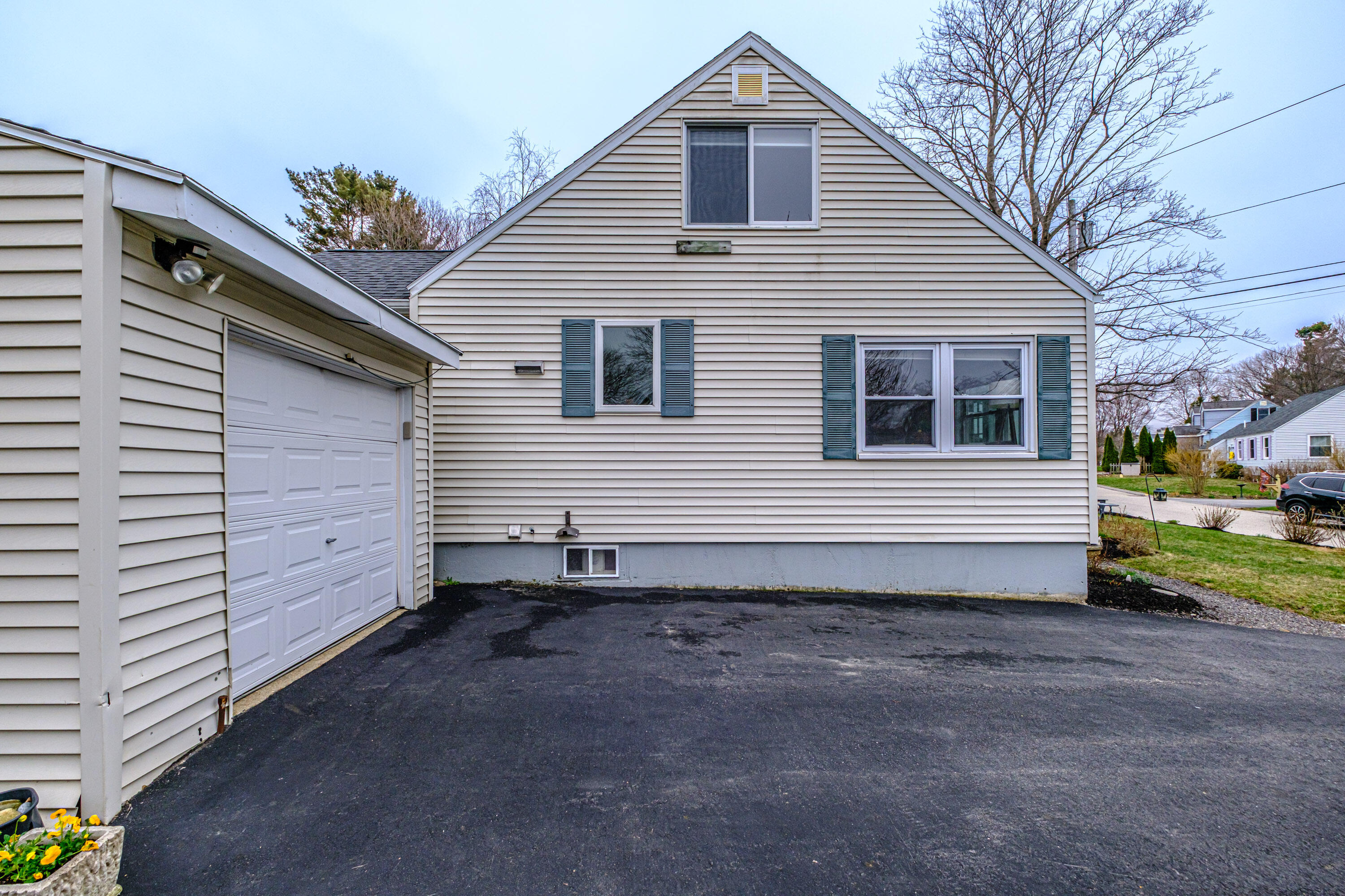 8 Meadow Way Cape Elizabeth ME 04107