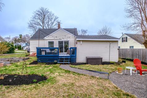 8 Meadow Way Cape Elizabeth ME 04107
