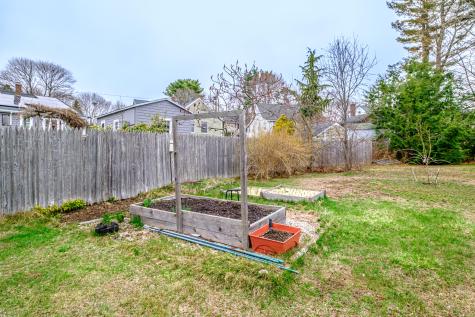 8 Meadow Way Cape Elizabeth ME 04107
