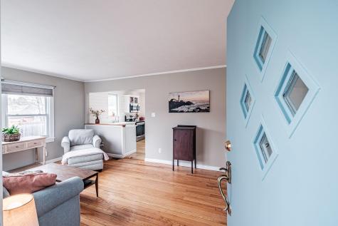 8 Meadow Way Cape Elizabeth ME 04107