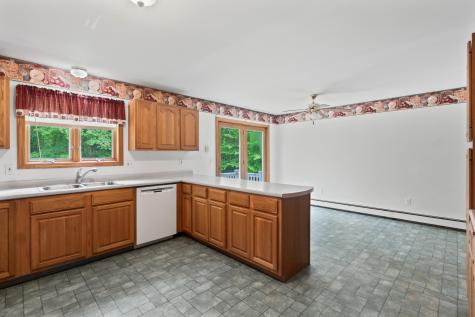 2939 Main Street Fayette ME 04349